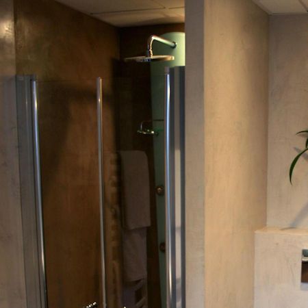Cit'Hotel Saint-Pierre Viré Habitación foto