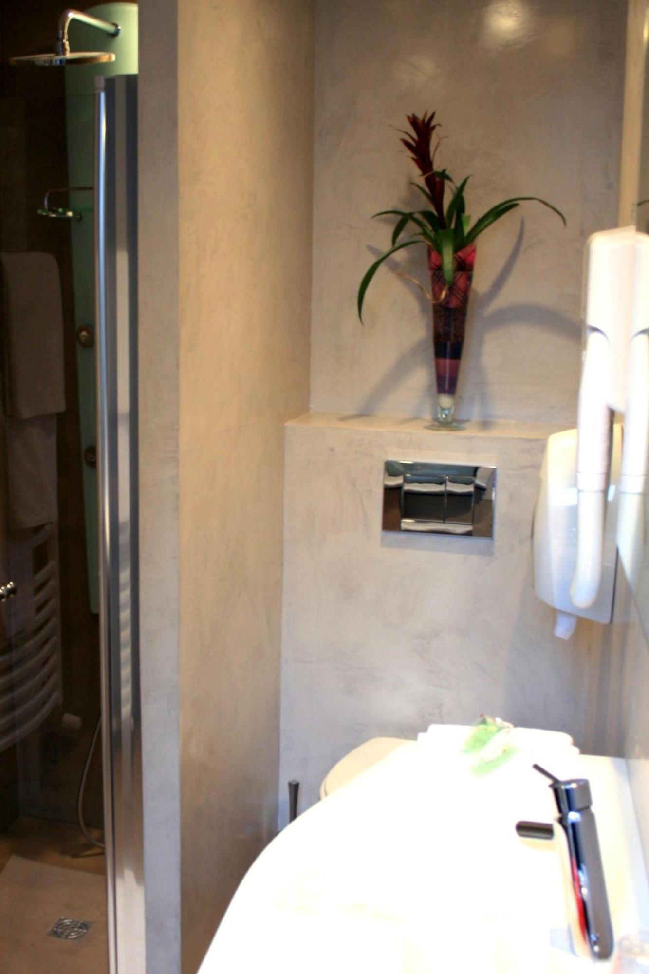 Cit'Hotel Saint-Pierre Viré Habitación foto